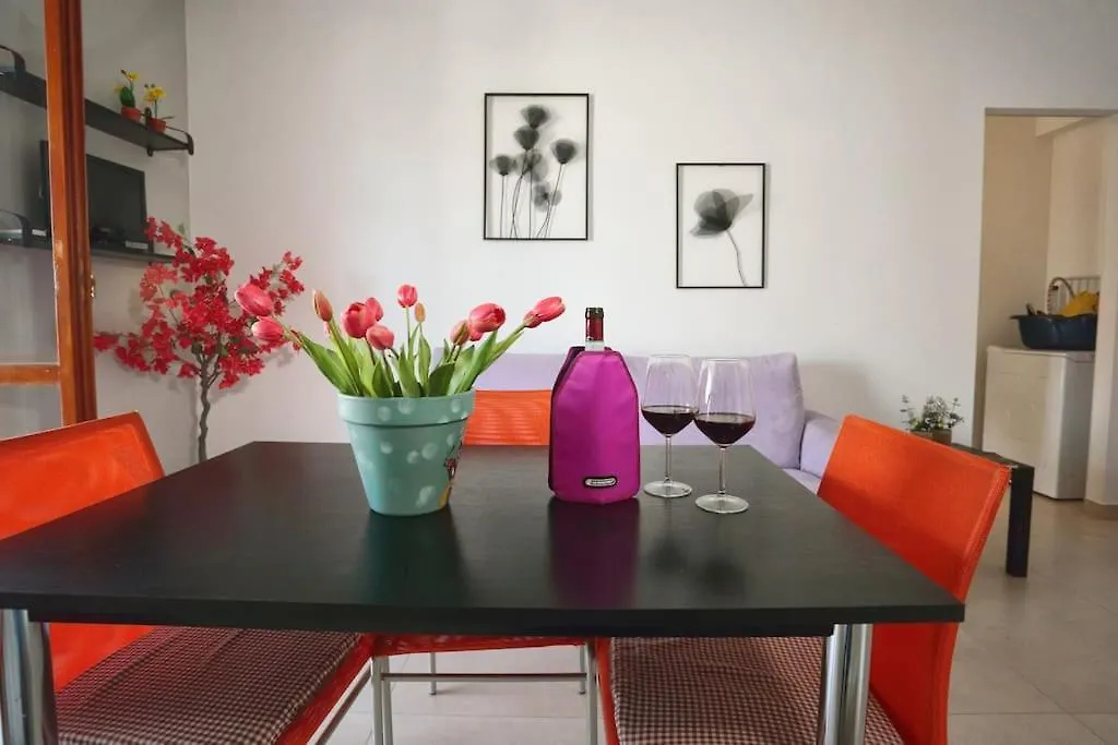 Carlo House Apartment Giardini Naxos