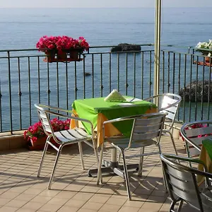 Miramare Bed and breakfast